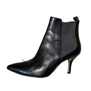 MMK Michael Kors Women's Asbury Black Leather Pointed Toe Ankle Booties SZ 6